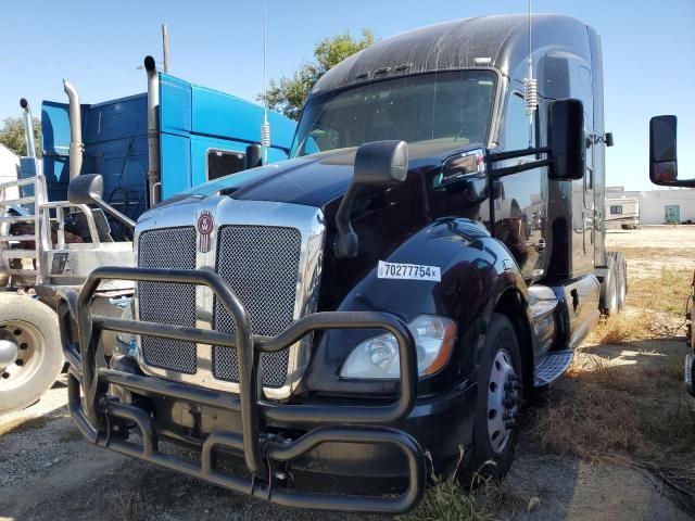 2016 Kenworth Construction T680