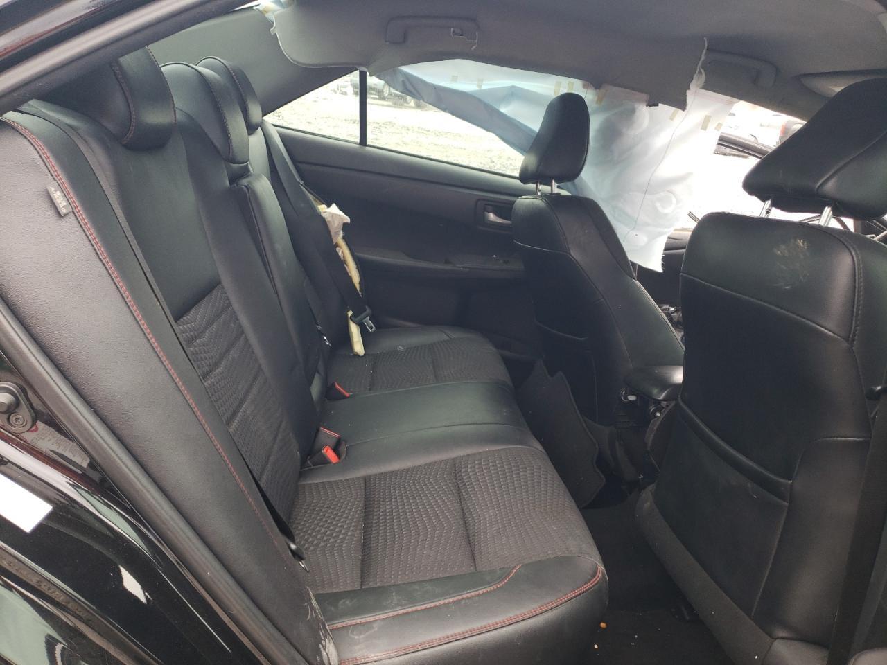 2015 Toyota Camry le