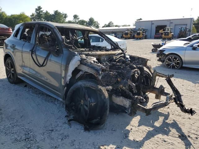 2016 Porsche Cayenne GTS