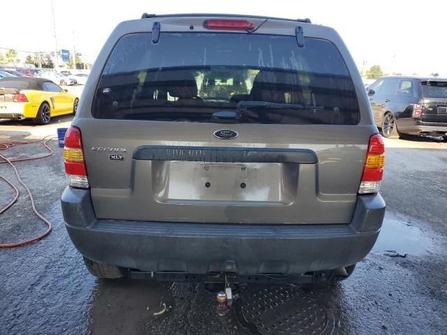 2004 Ford Escape XLT