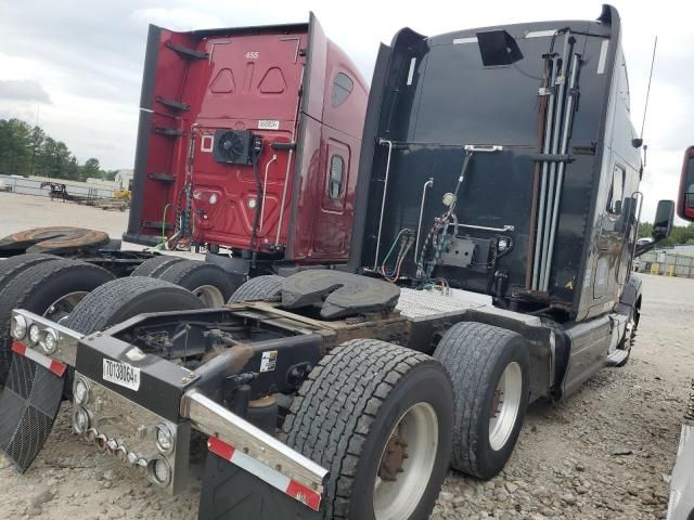 2011 Peterbilt 387 Semi Truck