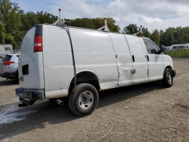 2015 Chevrolet Express G2500