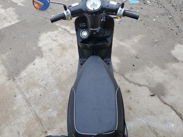 2022 Genuine Scooter Co. Buddy Kick