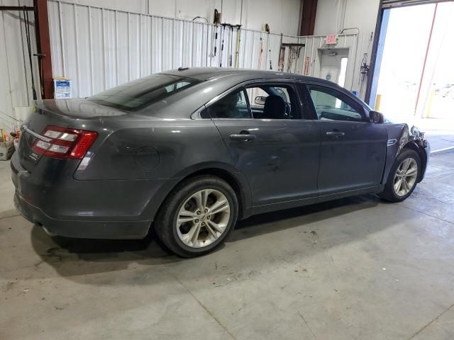 2018 Ford Taurus SEL