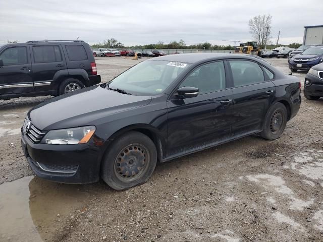 2013 Volkswagen Passat S