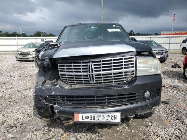 2011 Lincoln Navigator L