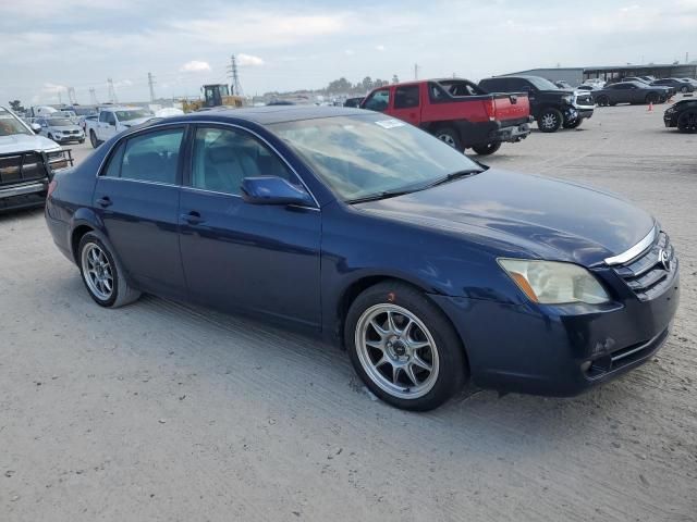 2005 Toyota Avalon XL