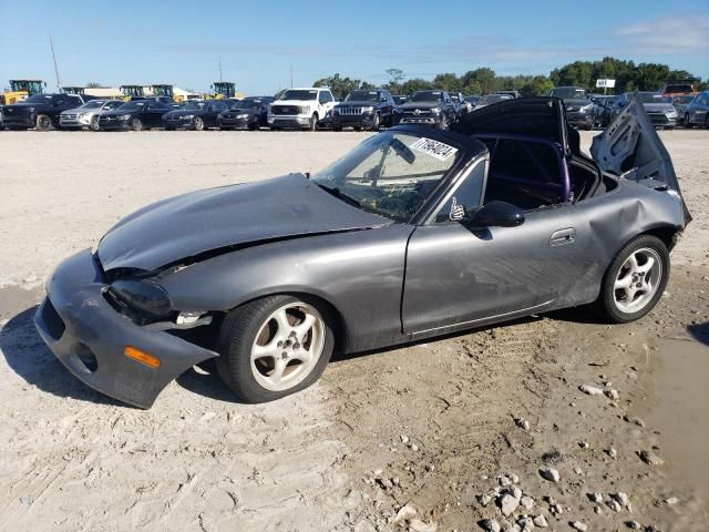 2000 Mazda MX-5 Miata Base