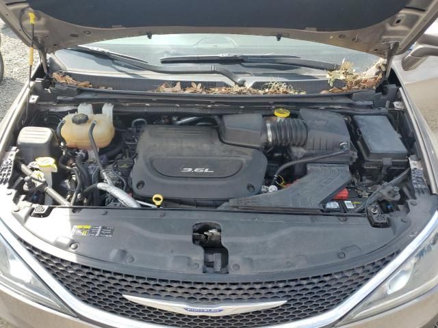 2017 Chrysler Pacifica Touring L