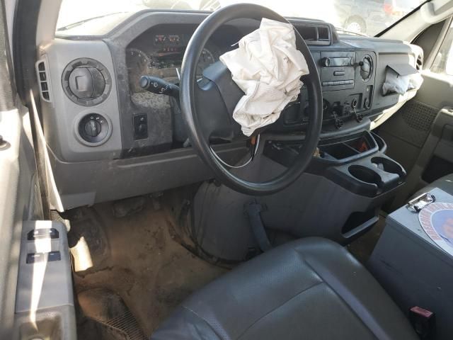 2013 Ford Econoline E250 Van