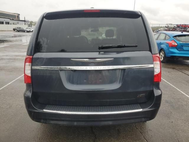 2014 Chrysler Town & Country Touring L