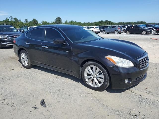 2011 Infiniti M56 X