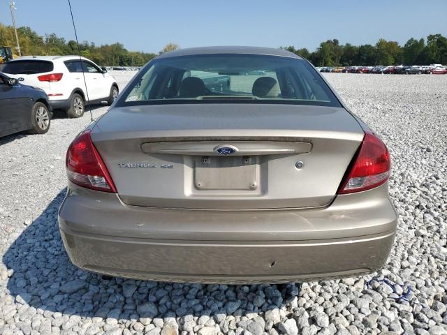 2005 Ford Taurus SE