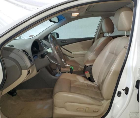 2010 Nissan Altima Base