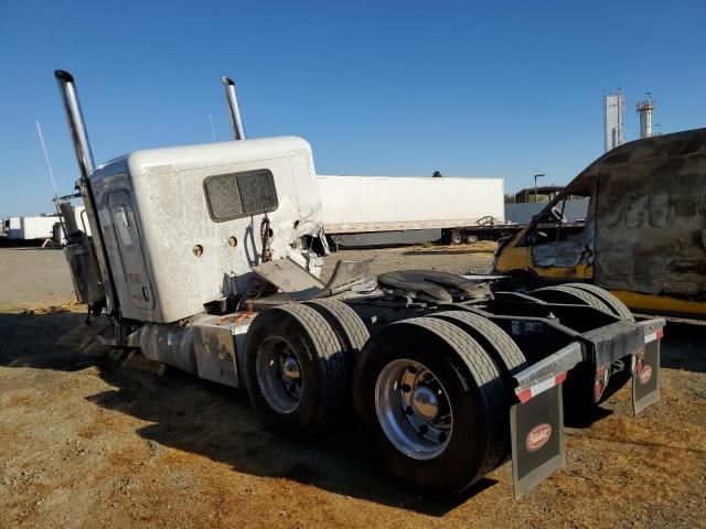 2014 Peterbilt 389