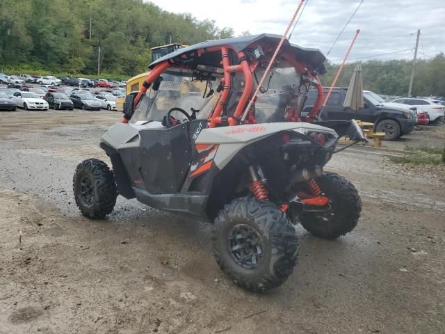 2016 Can-Am Maverick 1000 R