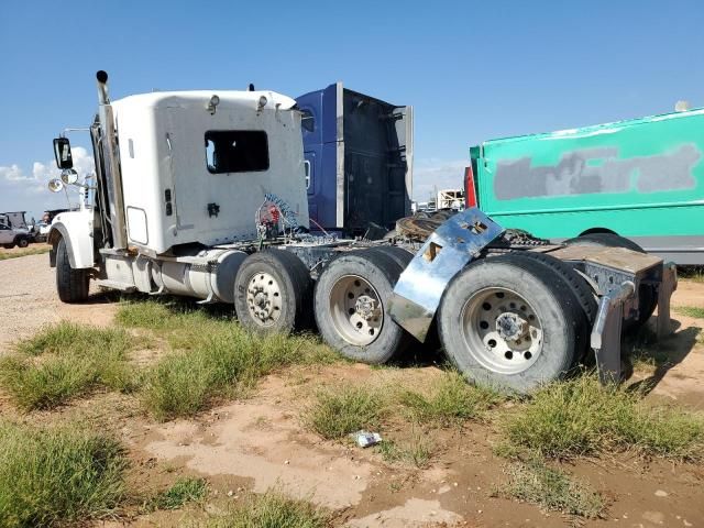 2021 Freightliner 122SD