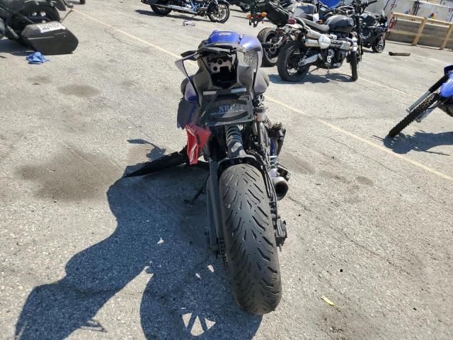 2022 Yamaha YZFR7