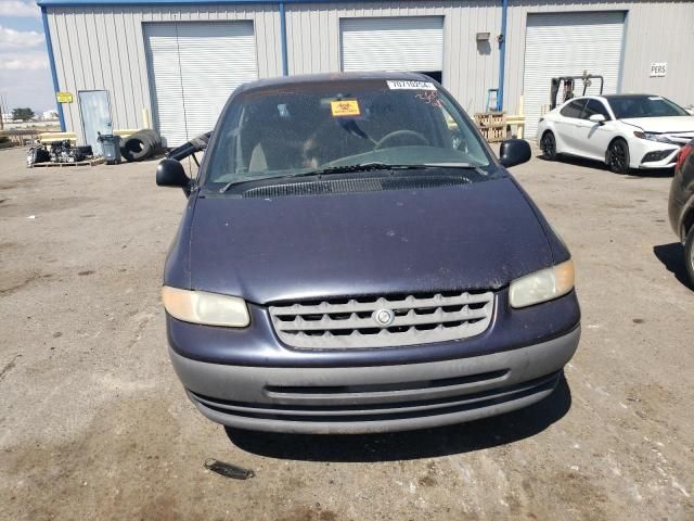 2000 Chrysler Voyager