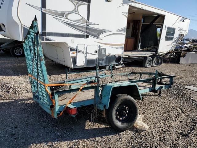 1980 Trail King Trailer