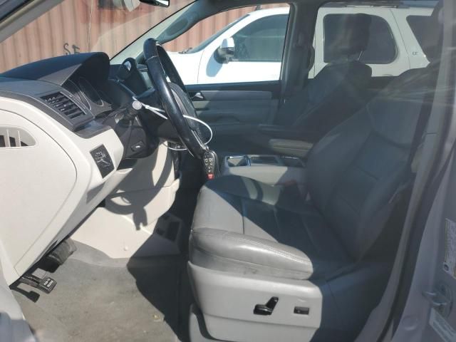 2011 Volkswagen Routan SEL