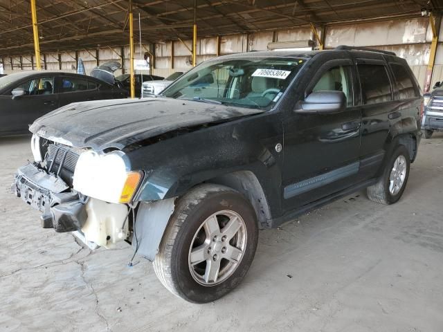 2005 Jeep Grand Cherokee Laredo