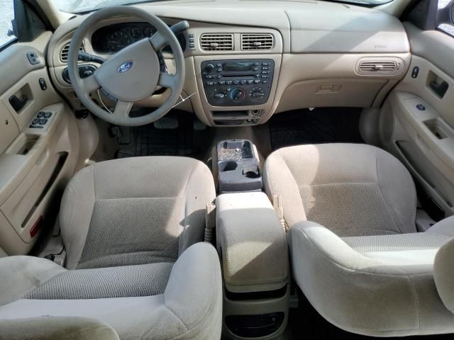 2005 Ford Taurus SE