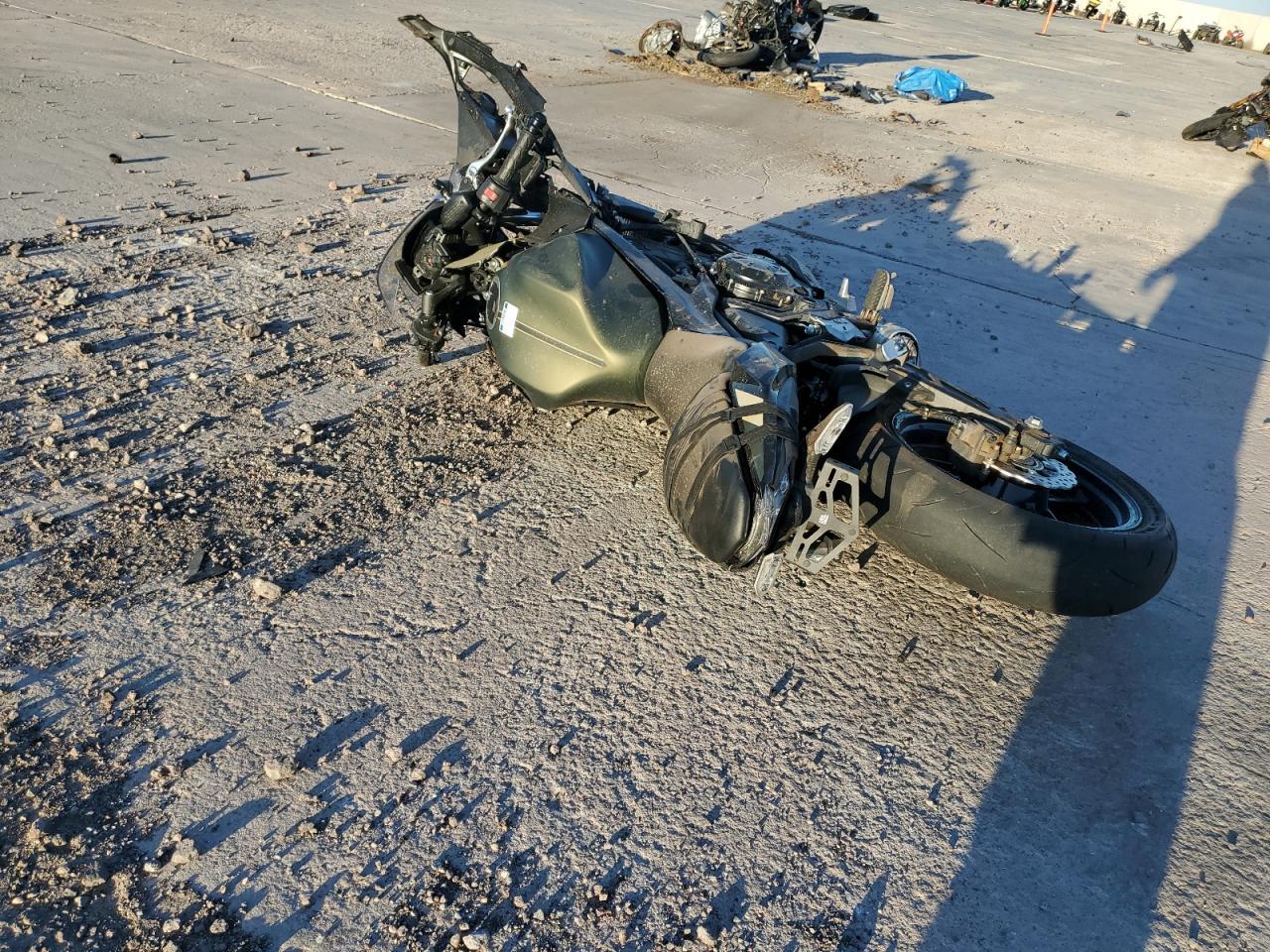 2024 Kawasaki EX650 P