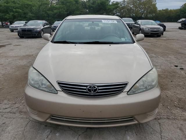 2005 Toyota Camry LE