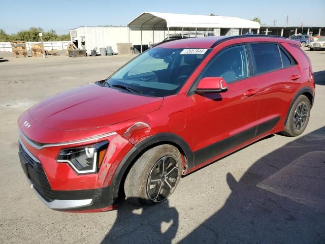 2023 KIA Niro EX