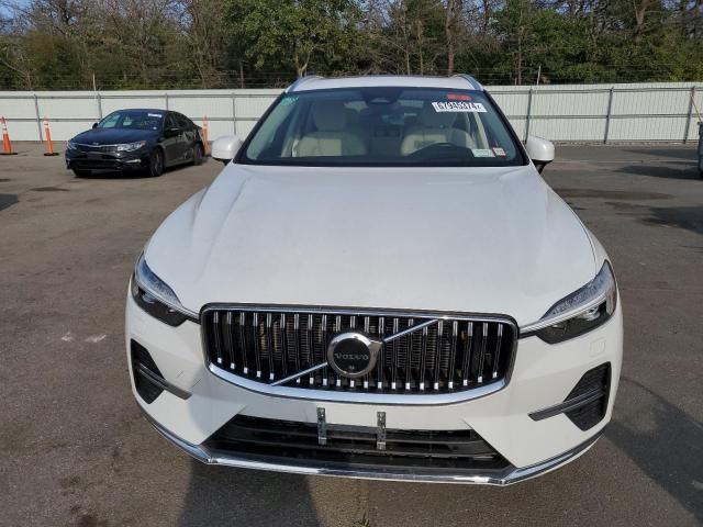 2022 Volvo XC60 B5 Inscription