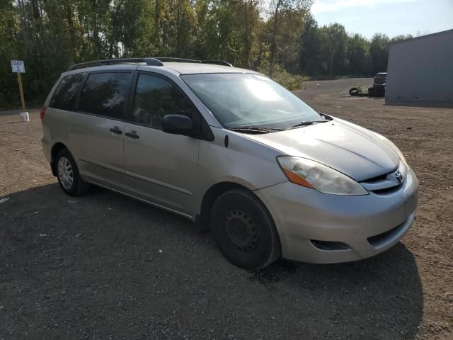 2010 Toyota Sienna CE