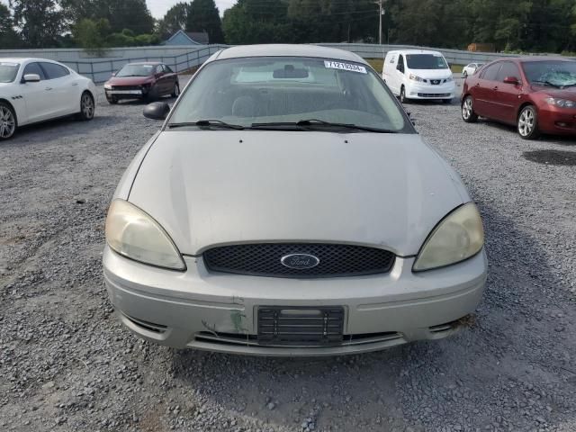 2005 Ford Taurus SE