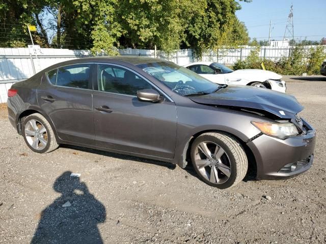 2013 Acura ILX 20 Premium