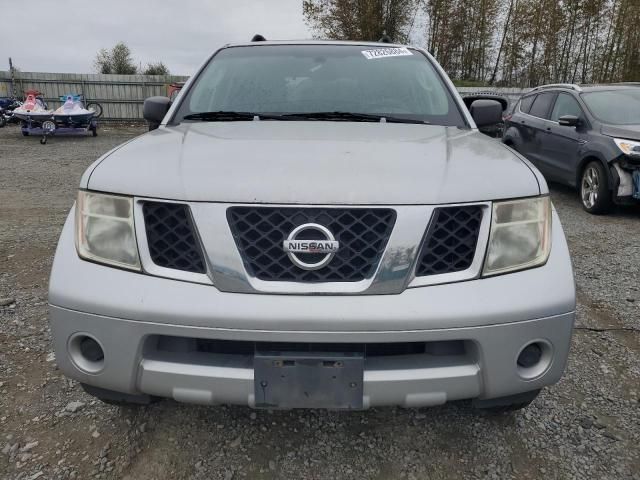 2005 Nissan Pathfinder LE