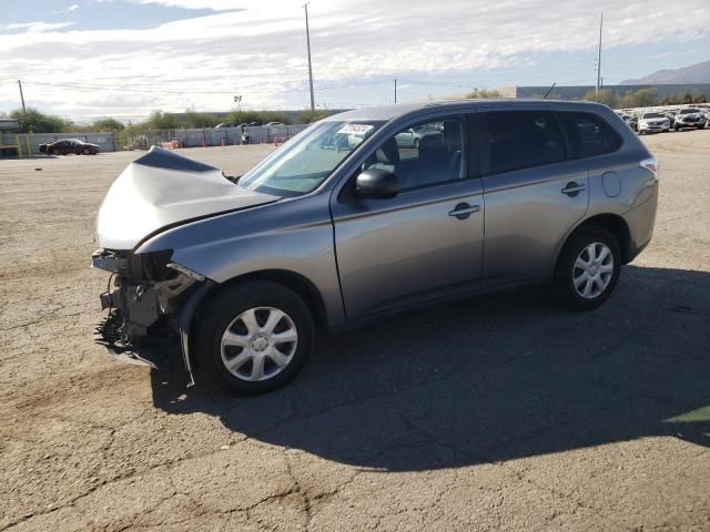 2014 Mitsubishi Outlander ES