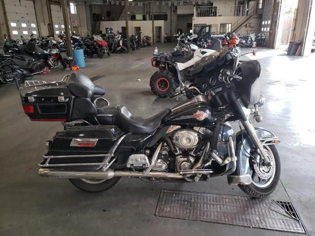 2007 Harley-Davidson Flhtcui