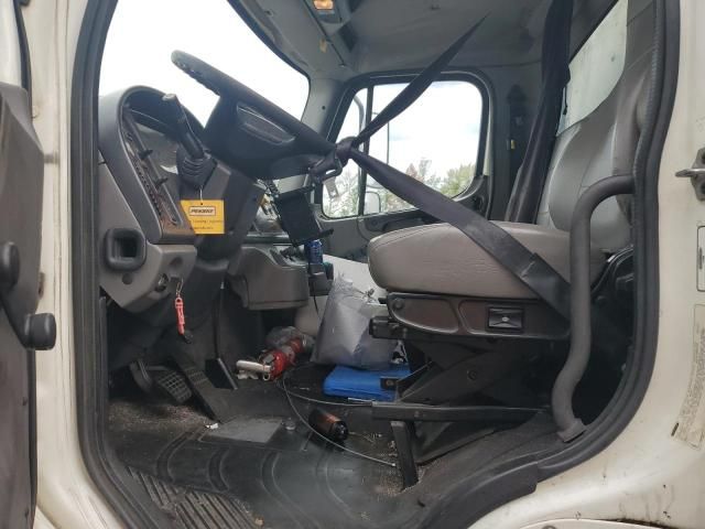 2015 Freightliner M2 106 Medium Duty