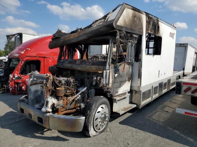 2000 Freightliner Medium Conventional FL70