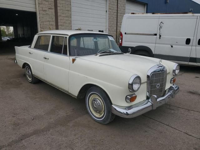 1963 Mercedes-Benz 190D