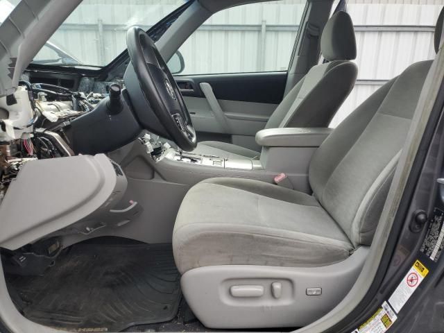 2013 Toyota Highlander Base