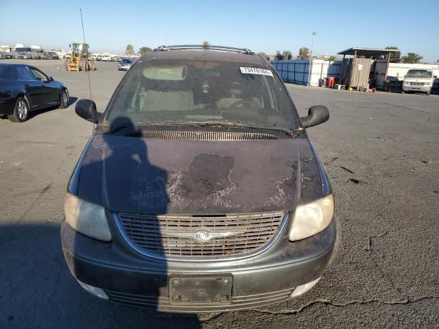 2002 Chrysler Town & Country Limited