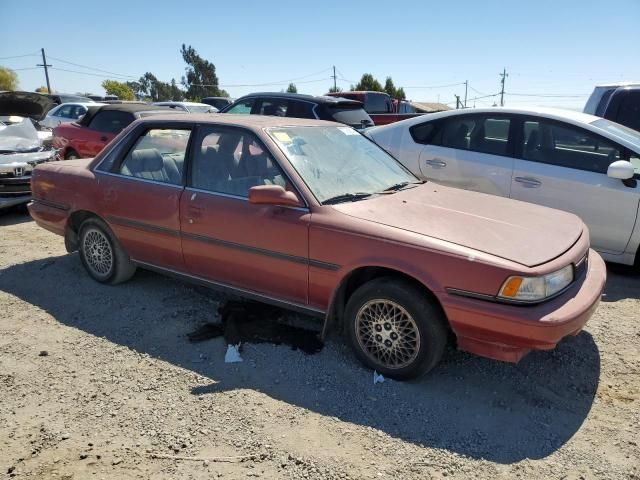 1990 Toyota Camry LE