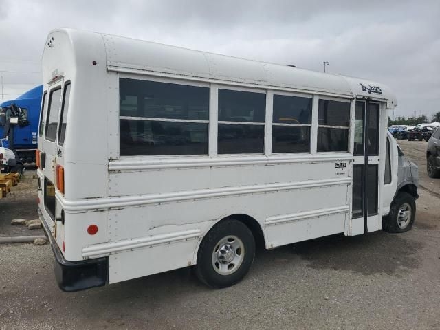 2013 Thomas 2013 Chevrolet Express G3500