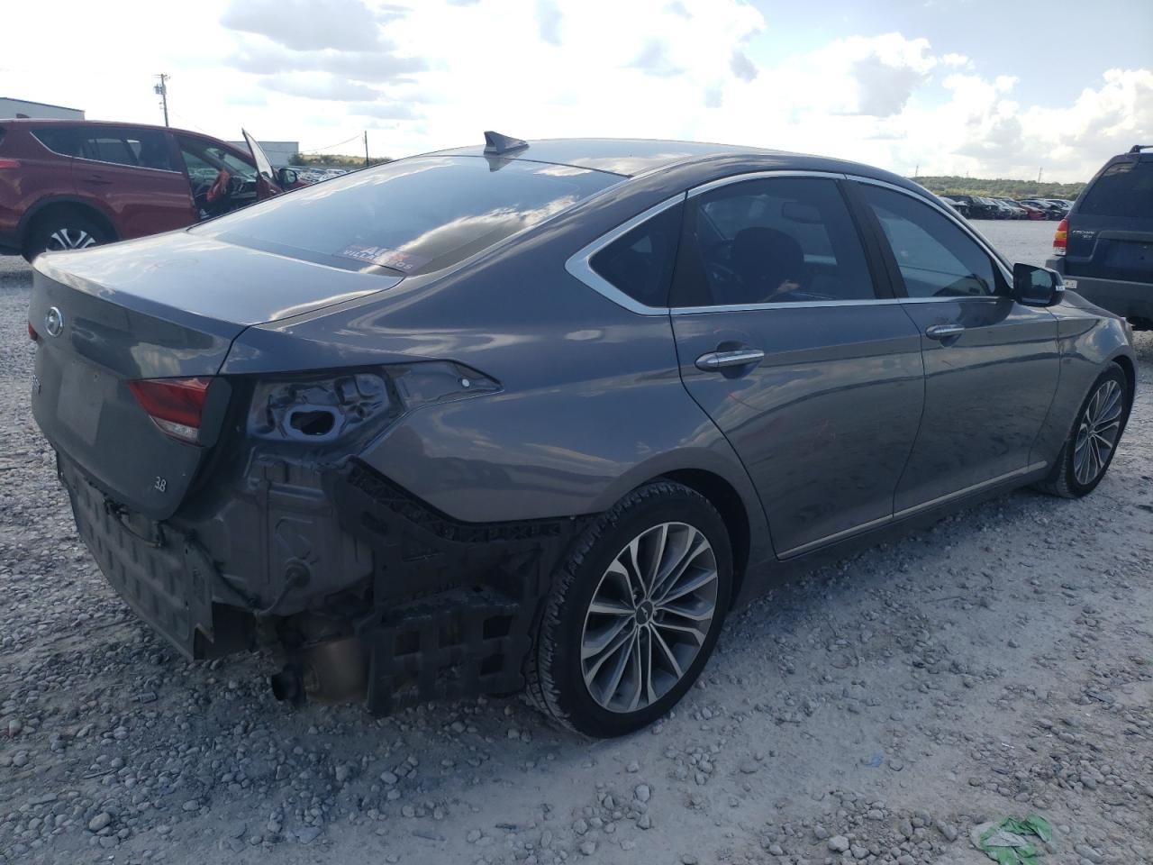 2015 Hyundai Genesis 3.8L For Sale in New Braunfels, TX Lot 70603***