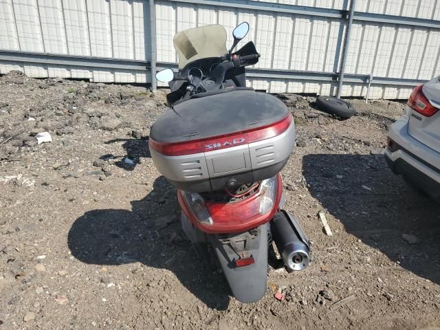 2006 Yamaha YP400