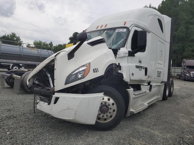 2019 Freightliner Cascadia 126