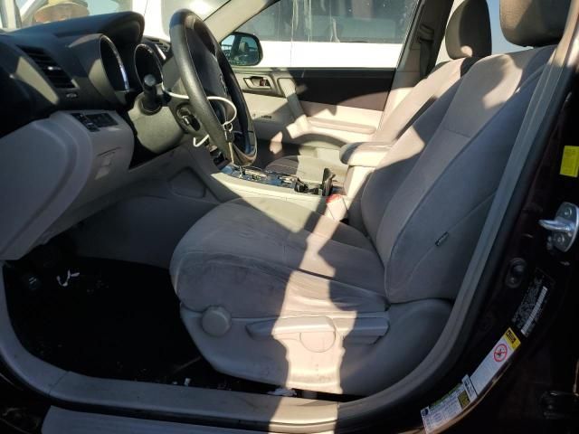 2011 Toyota Highlander Base