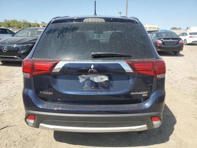 2016 Mitsubishi Outlander SE