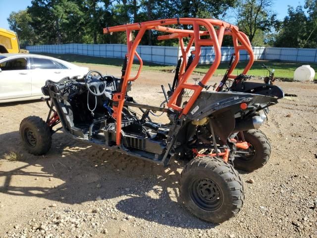 2017 Can-Am Maverick Max 1000R DPS
